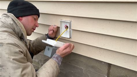 vinyl siding electrical boxes|vinyl siding exterior outlet installation.